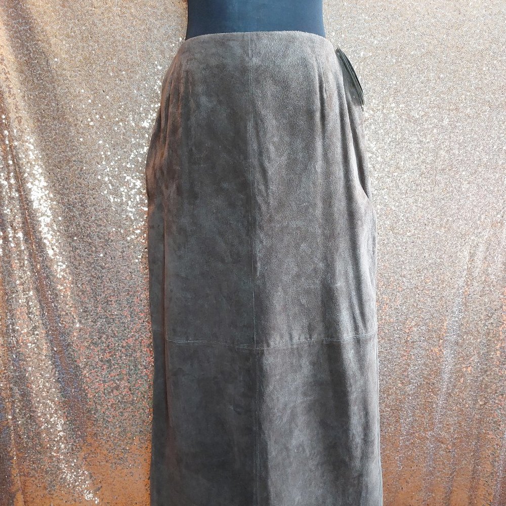 Nygard Collection Women's Brown Genuine Leather Open Back Long Skirt Size: 8